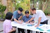 Lãnh đạo phường Bình Dương khảo sát thực tế phương án sắp xếp, sáp nhập khu phố